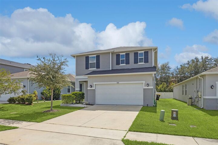 Property Photo: 1068 Papaya Circle FL 33897