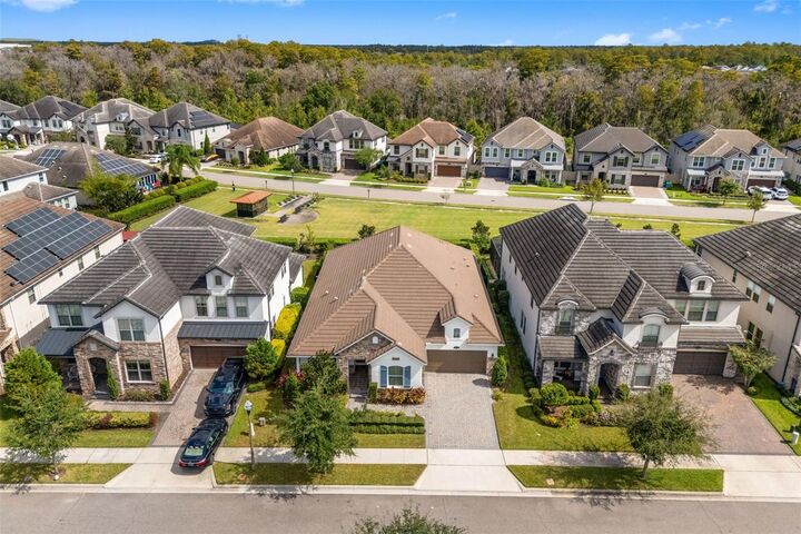 Property Photo: 10739 Bonne Chance Drive FL 32832