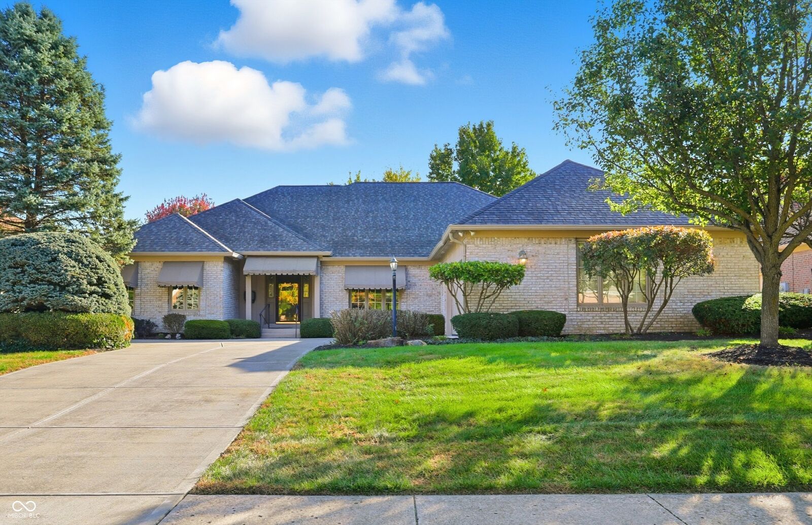 Property Photo: 11757 Pebblepointe Pass IN 46033