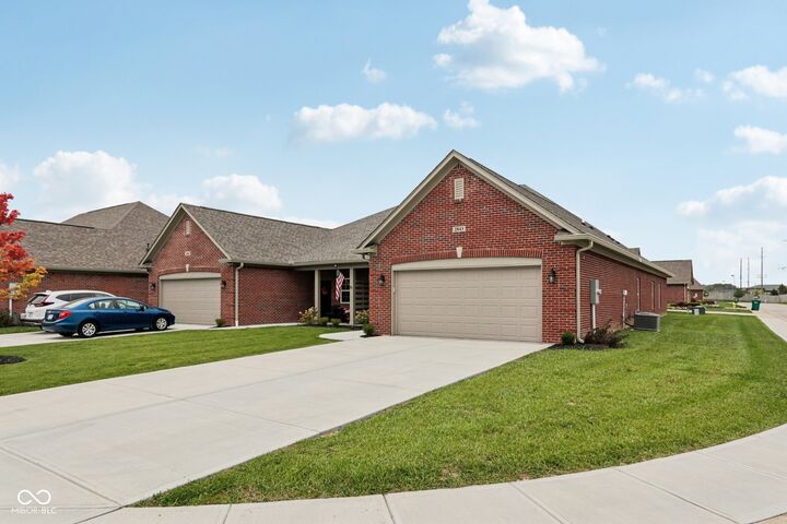 Property Photo: 2843 Grandview Lane IN 46143