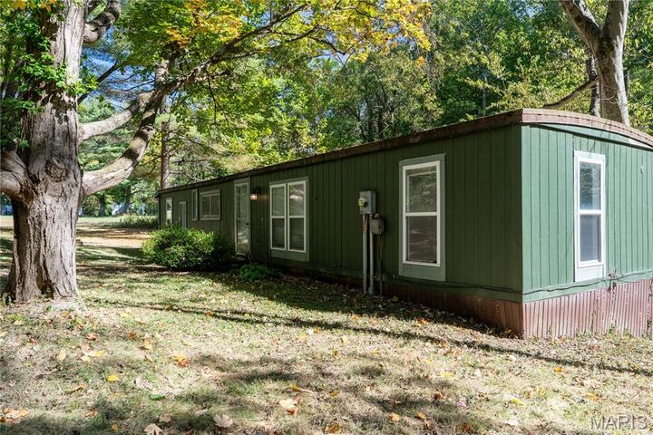 Property Photo:  7 Bittersweet Drive  IL 62034 