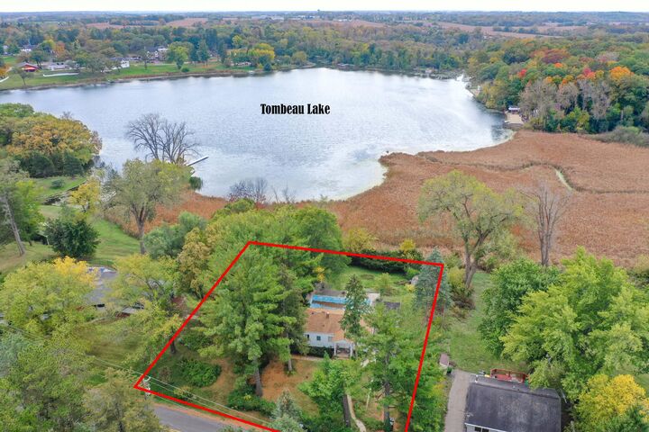 Property Photo: N1189 Tombeau Rd WI 53128