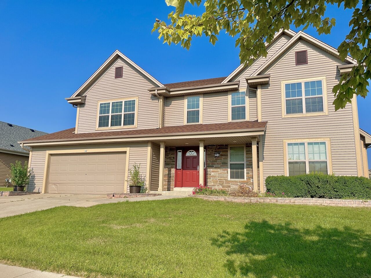 Property Photo: 24 Rushmore Ln WI 53027