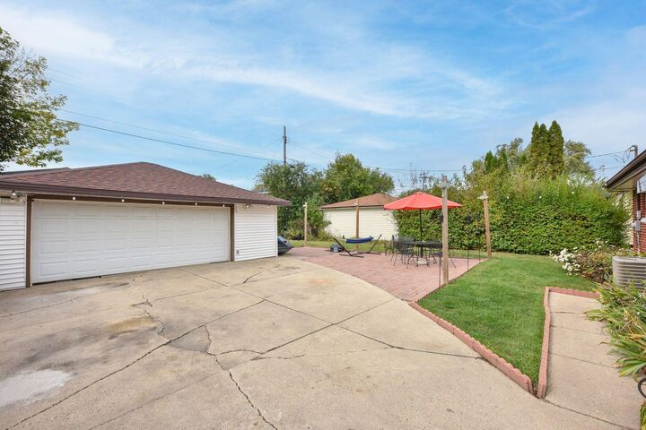 Property Photo: 6861 N 40th St WI 53209