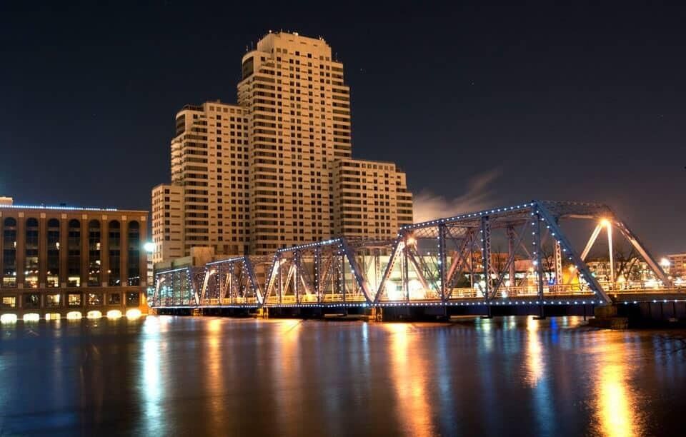 Property Photo:  33 Campau Circle NW  MI 49503 