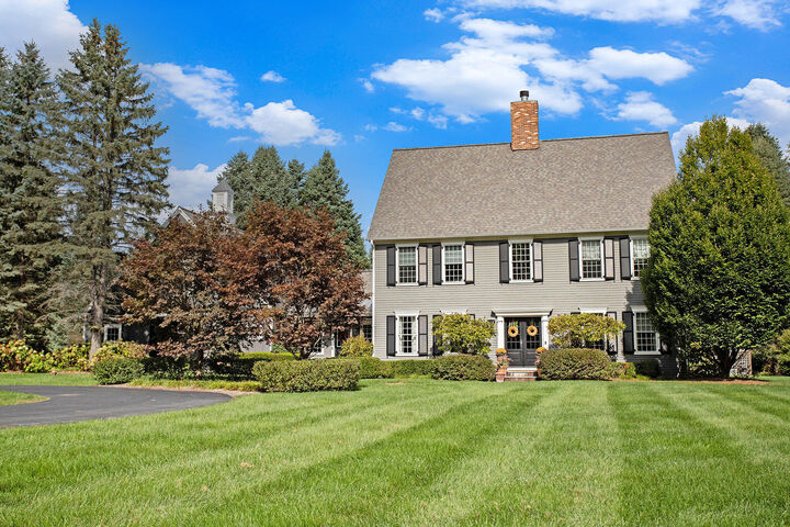 Property Photo:  3667 E U Avenue  MI 49097