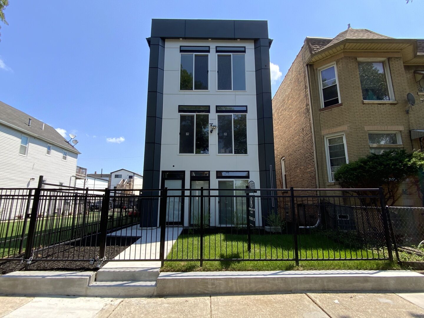 Property Photo: 6327 S Langley Avenue S 2 IL 60637