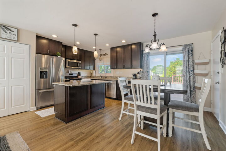 Property Photo:  751 Cypress Lane  IL 60188 