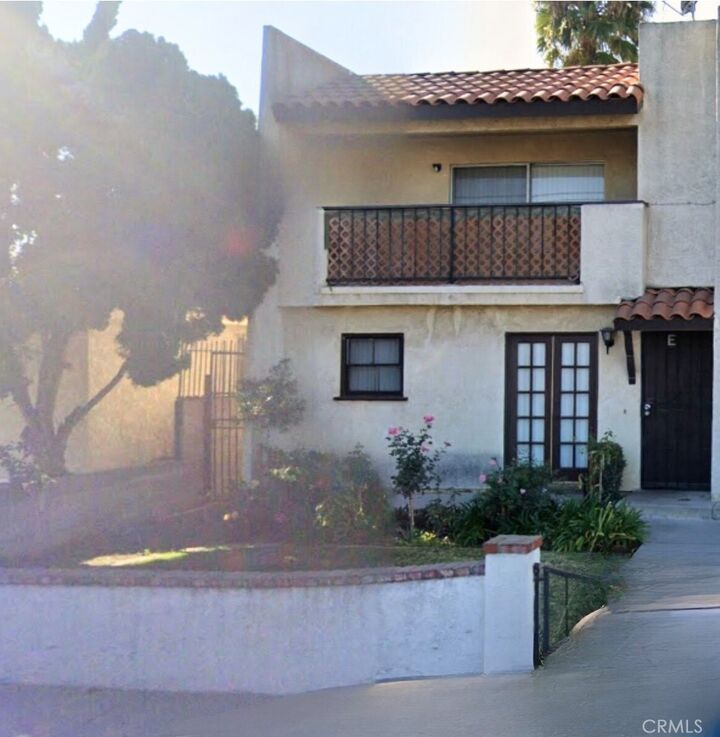 17441 Virginia Avenue  Bellflower CA 90706 photo