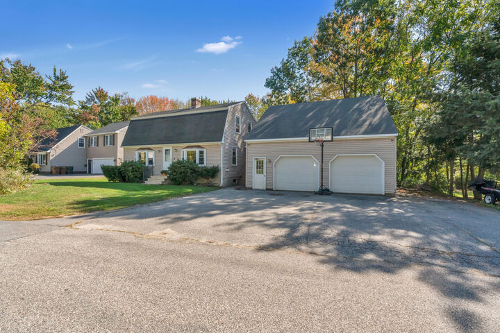 Property Photo: 3 Cantara Avenue ME 04072