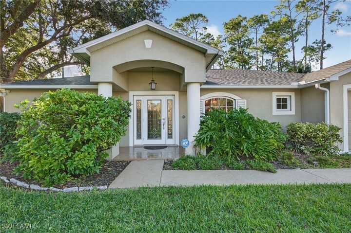 Property Photo: 1741 17th Street SW FL 34117