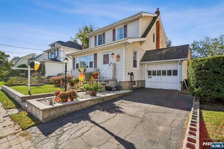 Property Photo: 31 Chestnut Street NJ 07662