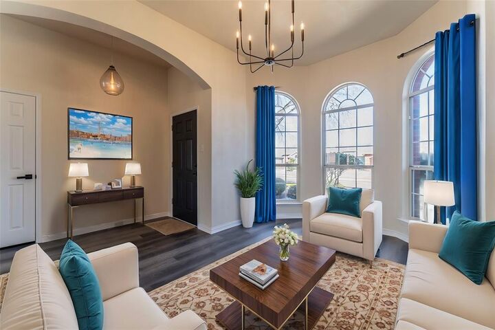 Property Photo: 1528 Balboa Lane TX 75002
