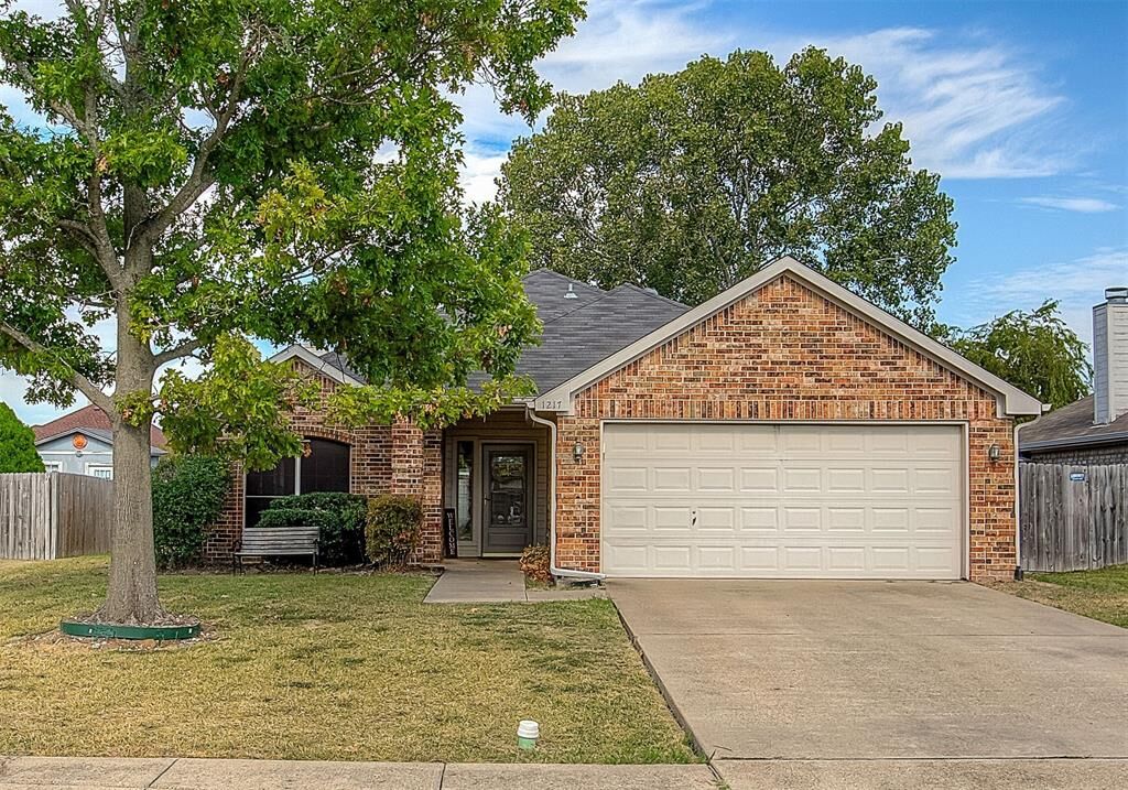 Property Photo:  1217 Clay Lane  TX 75159 