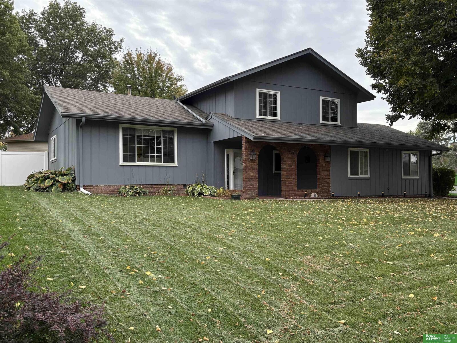Property Photo: 2341 S 148th Avenue NE 68144