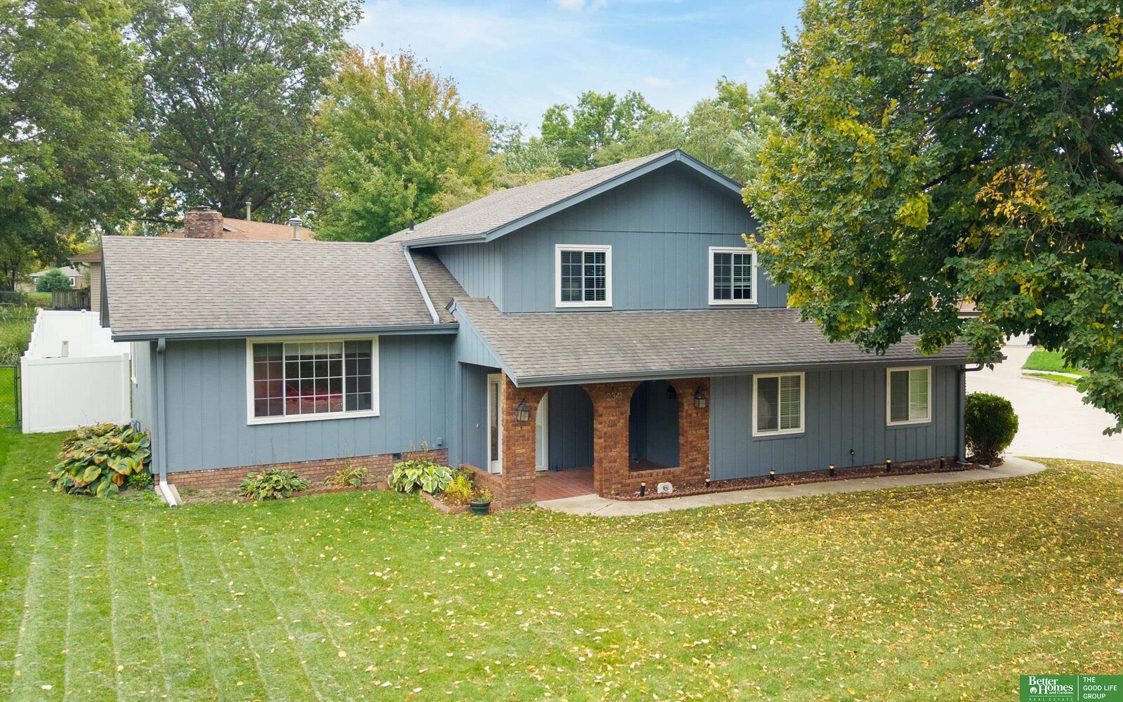 Property Photo: 2341 S 148th Avenue NE 68144