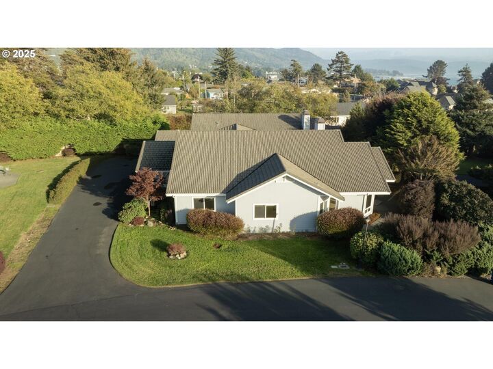 Property Photo: 219 Schooner Bay Drive OR 97415