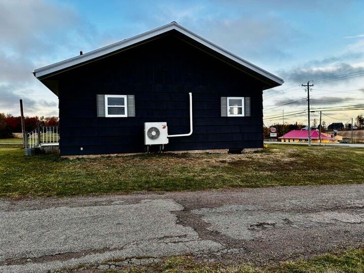 Property Photo:  3363 Brackley Point Road  PE C1E 2N9