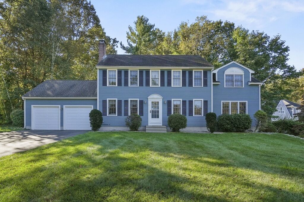 Property Photo:  4 Jonathans Way  MA 01568 