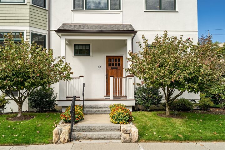 Property Photo: 82 Green St 82 MA 02446
