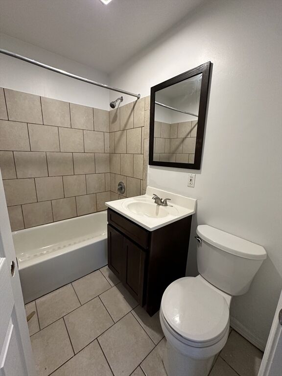 Property Photo: 245 Green Street 2 MA 02303