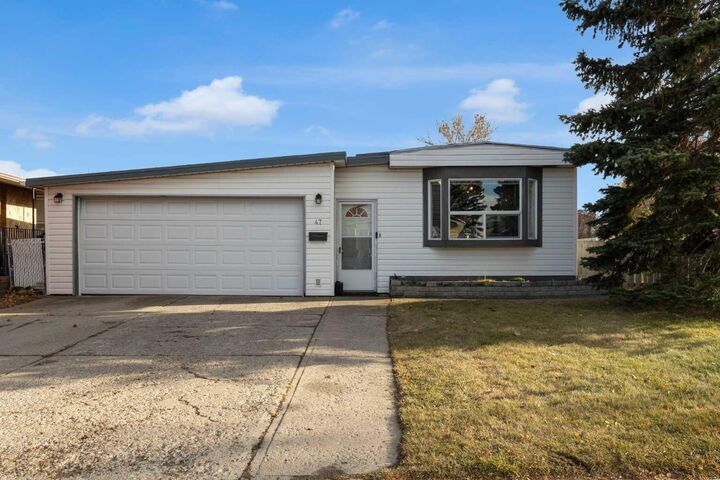 47 Huntstrom Drive NE  Calgary AB T2K 5T4 photo