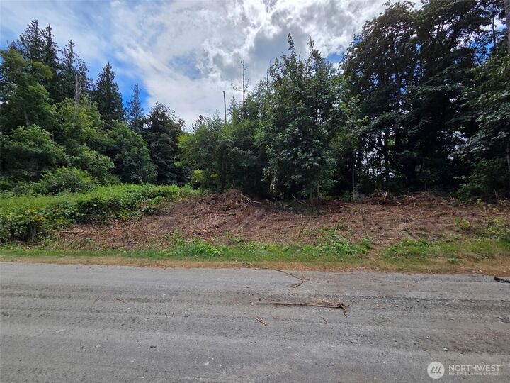 Property Photo: 73 A Saratoga Drive WA 98206