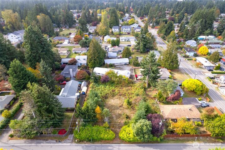 Property Photo: 22820 84th Avenue W WA 98026