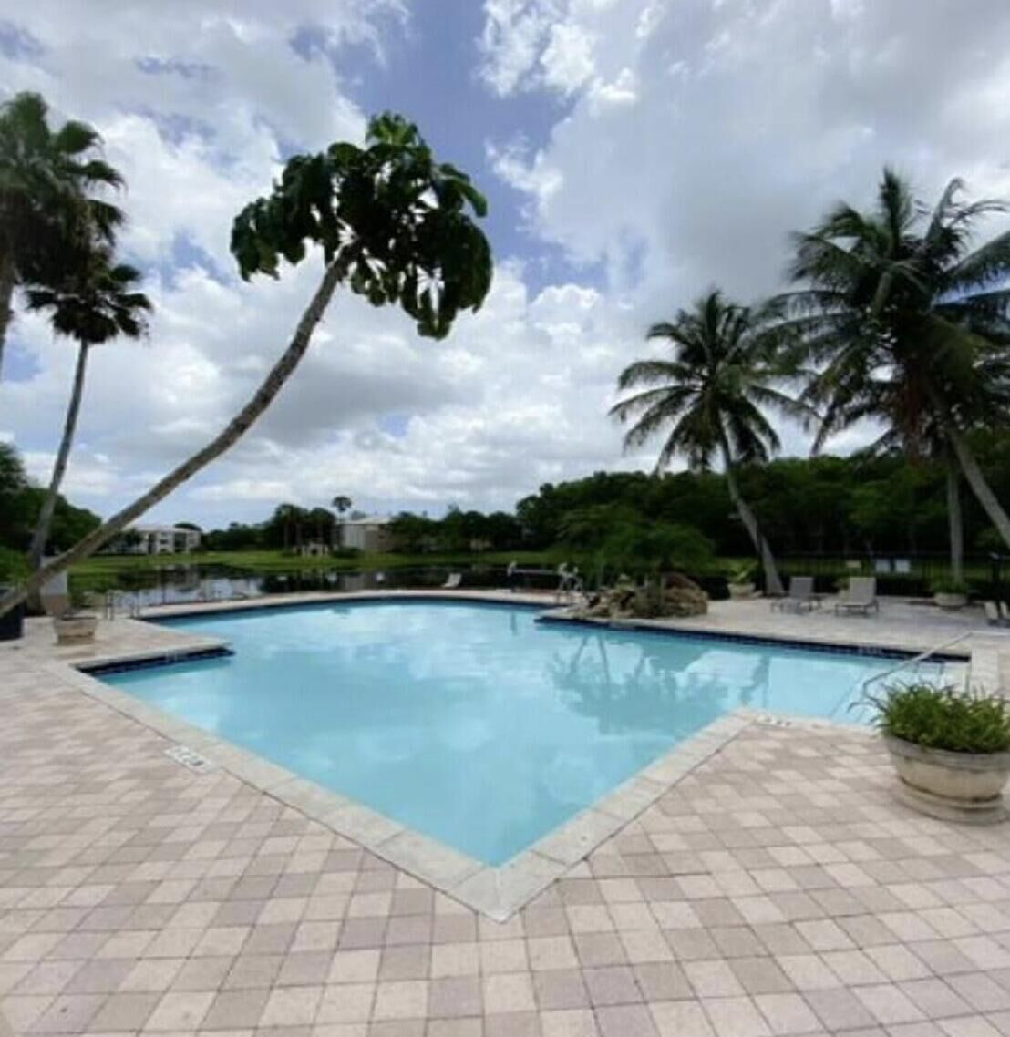 Property Photo:  400 Crestwood Court N 403  FL 33411 