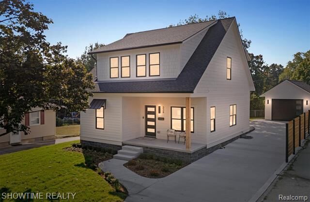 Property Photo:  334 Romeo Road  MI 48307 