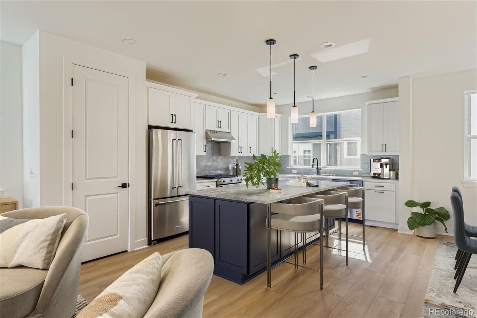 Property Photo: 10990 E Hinsdale Circle CO 80112
