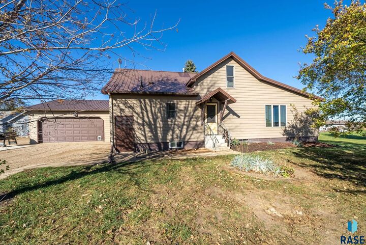 Property Photo: 46338 278th St SD 57039