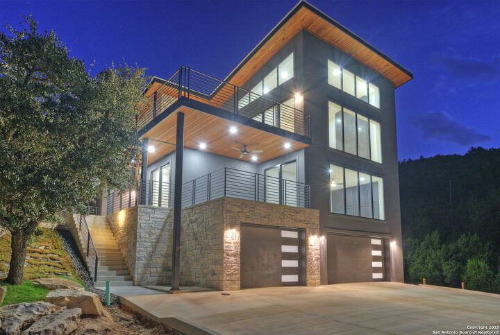 585 Highland Terrace  Canyon Lake TX 78133 photo