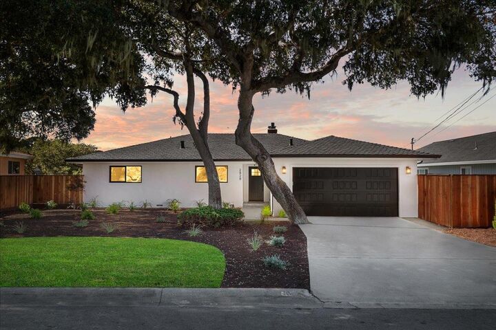 2828 Forest Hill Boulevard  Pacific Grove CA 93950 photo
