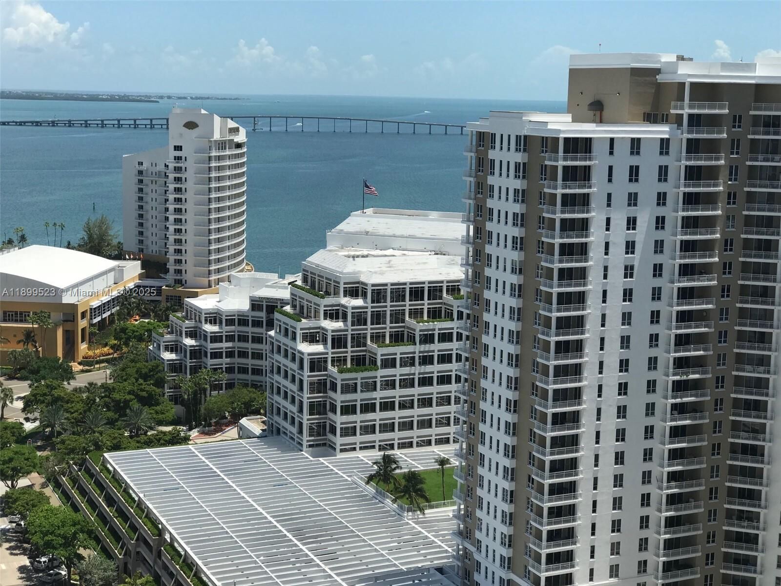 Property Photo:  900 Brickell Key Blvd 2205  FL 33131 