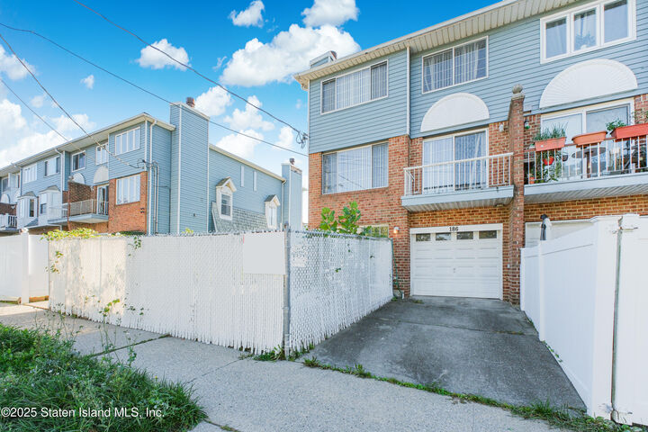 Property Photo: 186 Monahan Avenue NY 10314