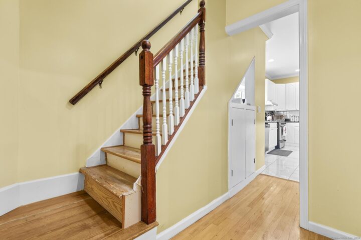 Property Photo: 709 Tunxis Hill Road CT 06825