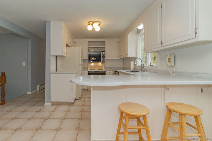 Property Photo:  97 Longview Drive  CT 06037 