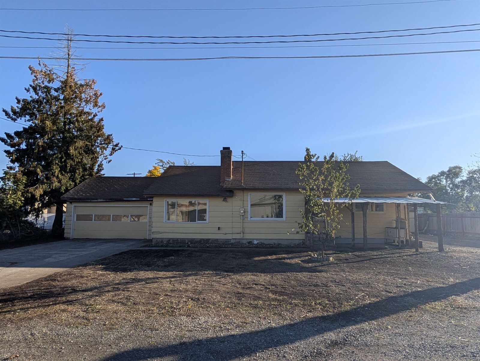 Property Photo: 9006 E Sinto Ave WA 99212