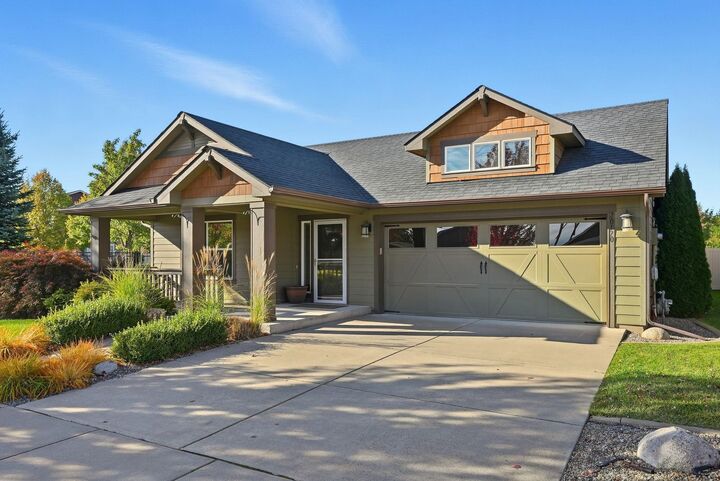 Property Photo: 20170 E Glenbrook Ave WA 99016
