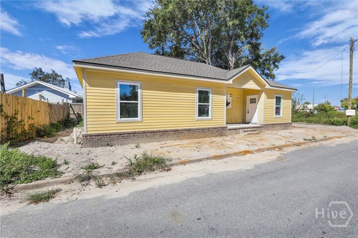 Property Photo: 11 West Street GA 31415