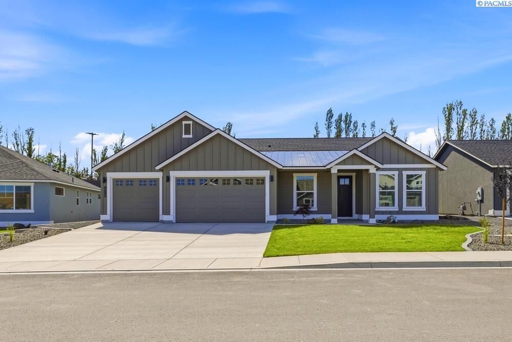 Property Photo: 5710 Rd. 122 WA 99301