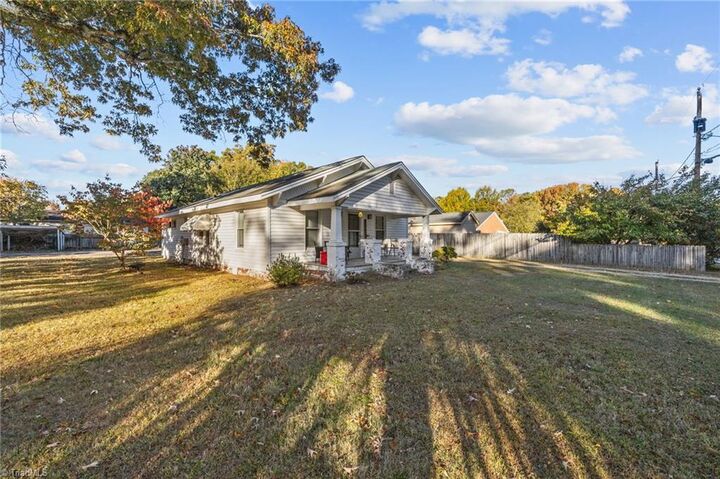 Property Photo:  106 Crestwood Circle  NC 27260 