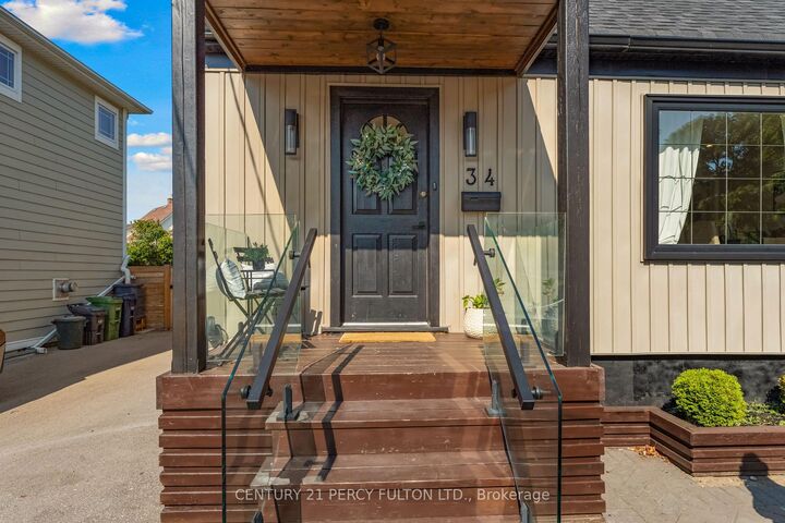 Property Photo:  34 Topham Road  ON M4B 3K2