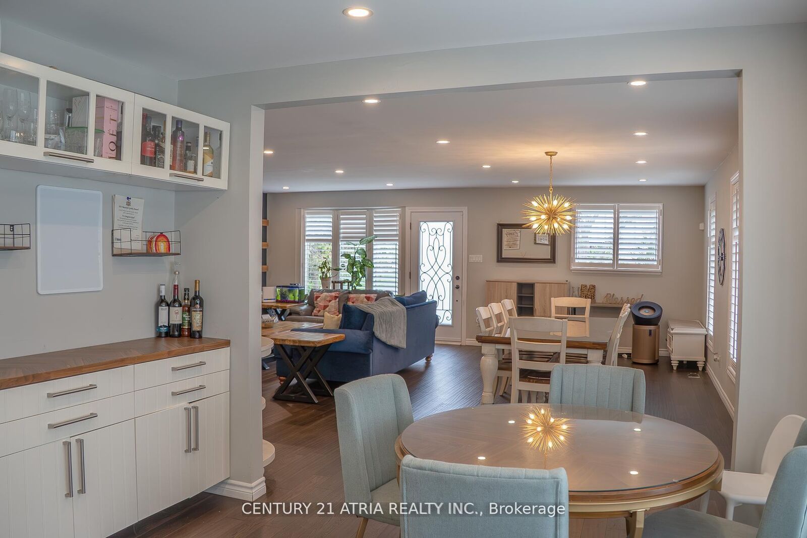 Property Photo: 76 Livingston Road ON M1E 1L4