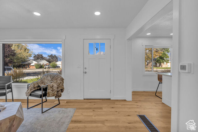 Property Photo: 5758 E Hillside Dr S UT 84107