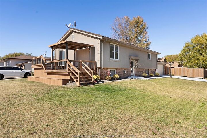 Photo de la propriété: 461 Desjardins Street ON N0R 1A0