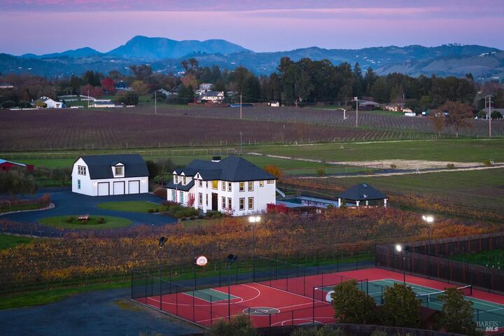 Property Photo: 1626 Abramson Road CA 95401