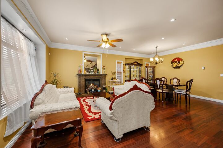 Property Photo:  7058 Patterson Avenue  BC V5J 3N7