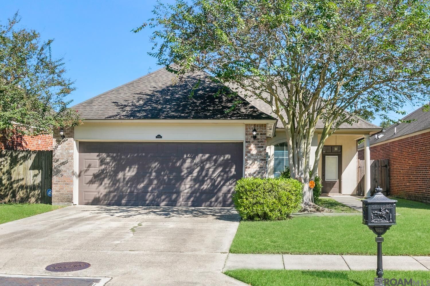 Property Photo:  9541 Summer Pointe Ave  LA 70810 